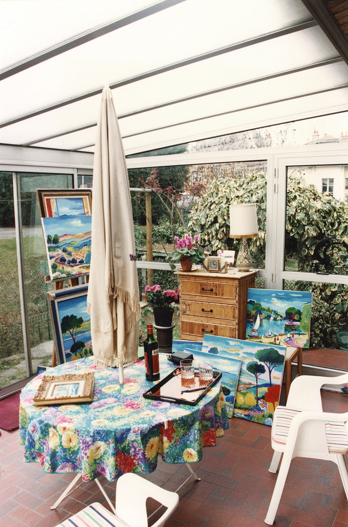 Jean-Claude Picot's studio in Paris. © Park West Gallery, 2010 