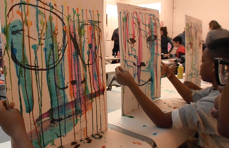 Artistic prodigy Autumn de Forest contributed her time and talents to help youth in Harlem make their own art at the Art Horizons LeRoy Neiman Art Center during her exhibition “Autumn de Forest: Selected Works” held December 2, 2016 to January 31, 2017.