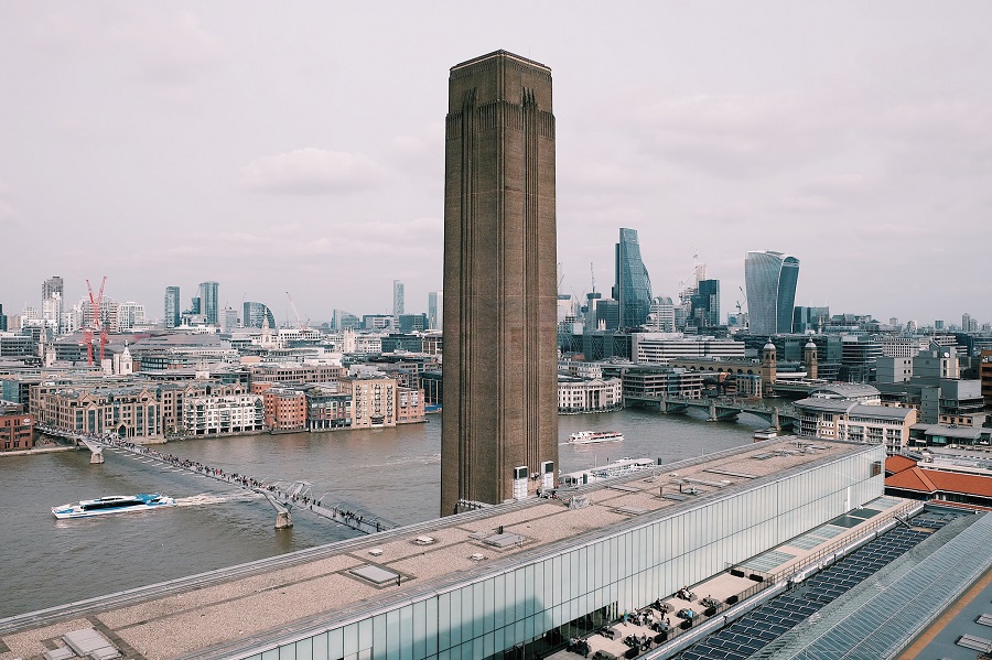 Art News: The exterior of London's Tate London (Photo courtesy of Scott Wylie)