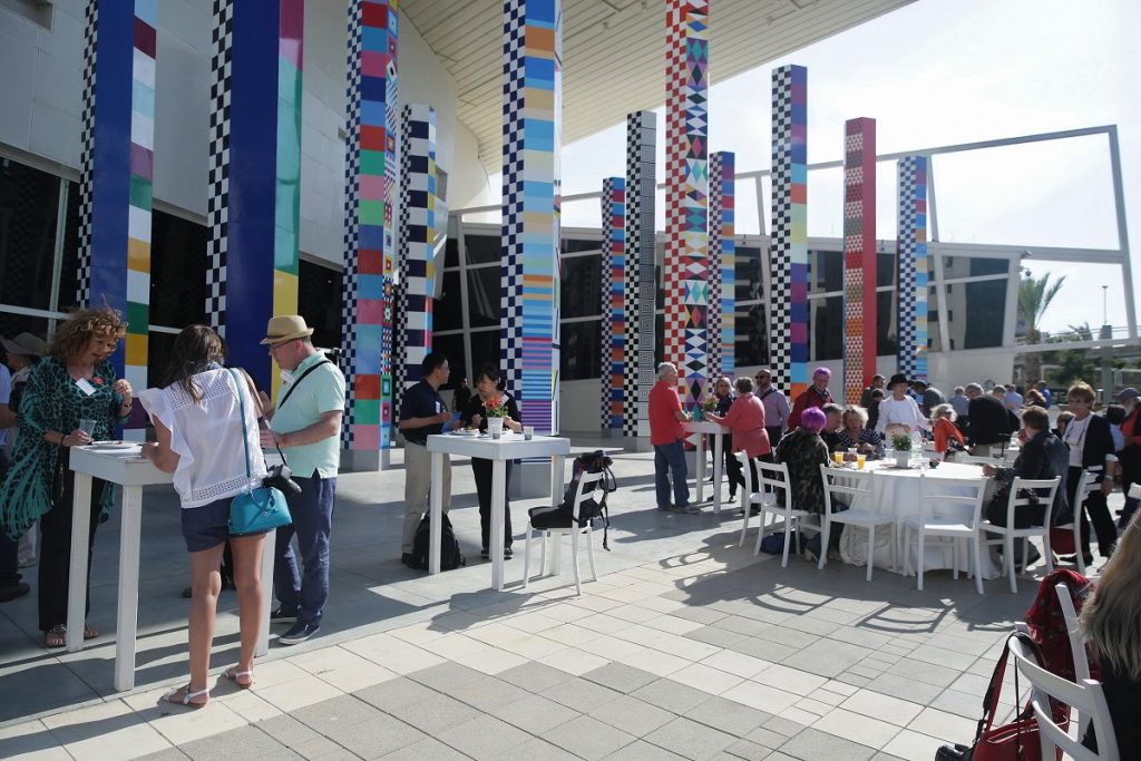Park West Gallery VIP clients enjoying lunch on the patio of the Yaacov Agam Museum of Art (Photo by Shooka Cohen)