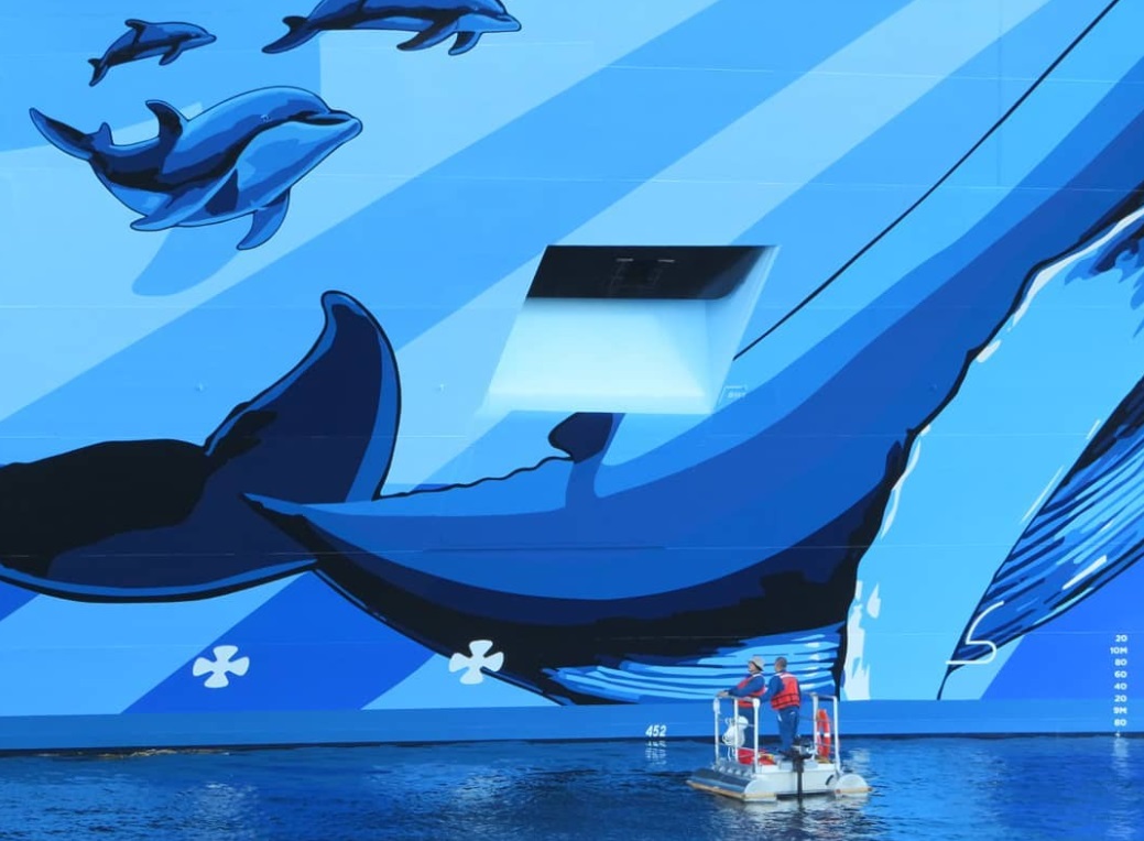 From @ericatsea: Norwegian Bliss cruise ship art