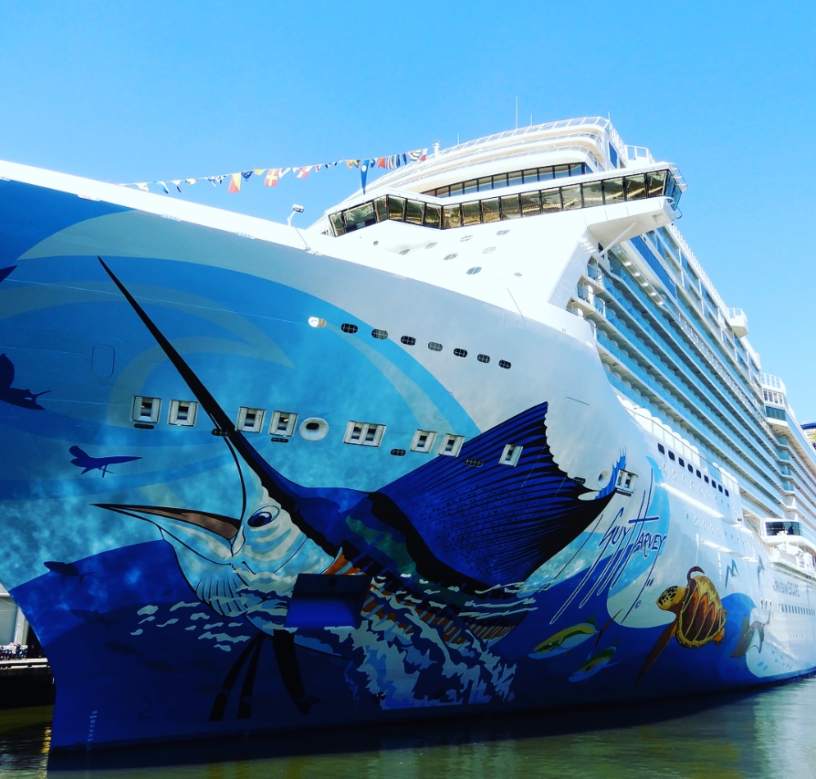 From @kellyrose89: Norwegian Escape cruise ship art