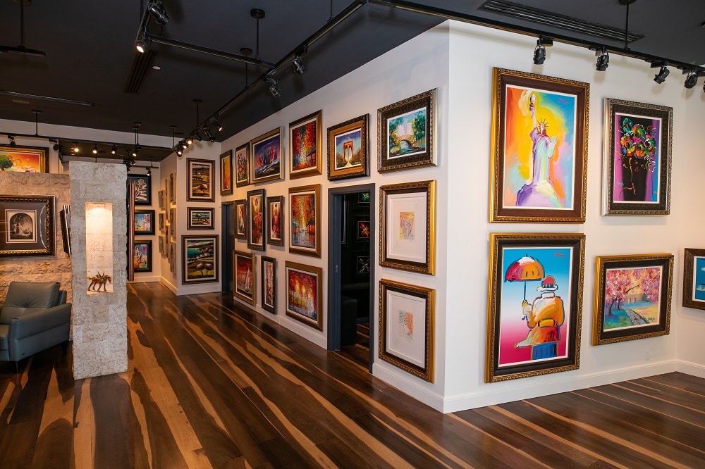 GALLERY