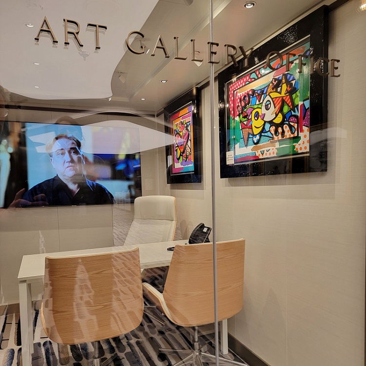 You can find new art featured every day in Prima's onboard Park West gallery.