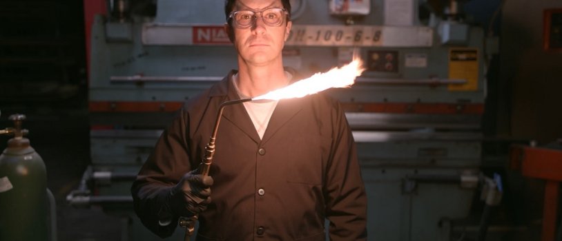 Watch How Nicholas Yust Brings His Explosive Chemistry to Contemporary Art